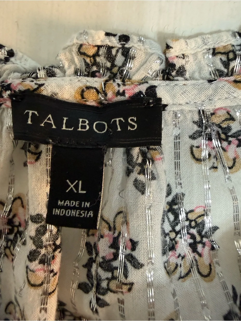 Talbots XL floral metallic-thread sleeveless blouse, Size XL - Picture 10 of 12